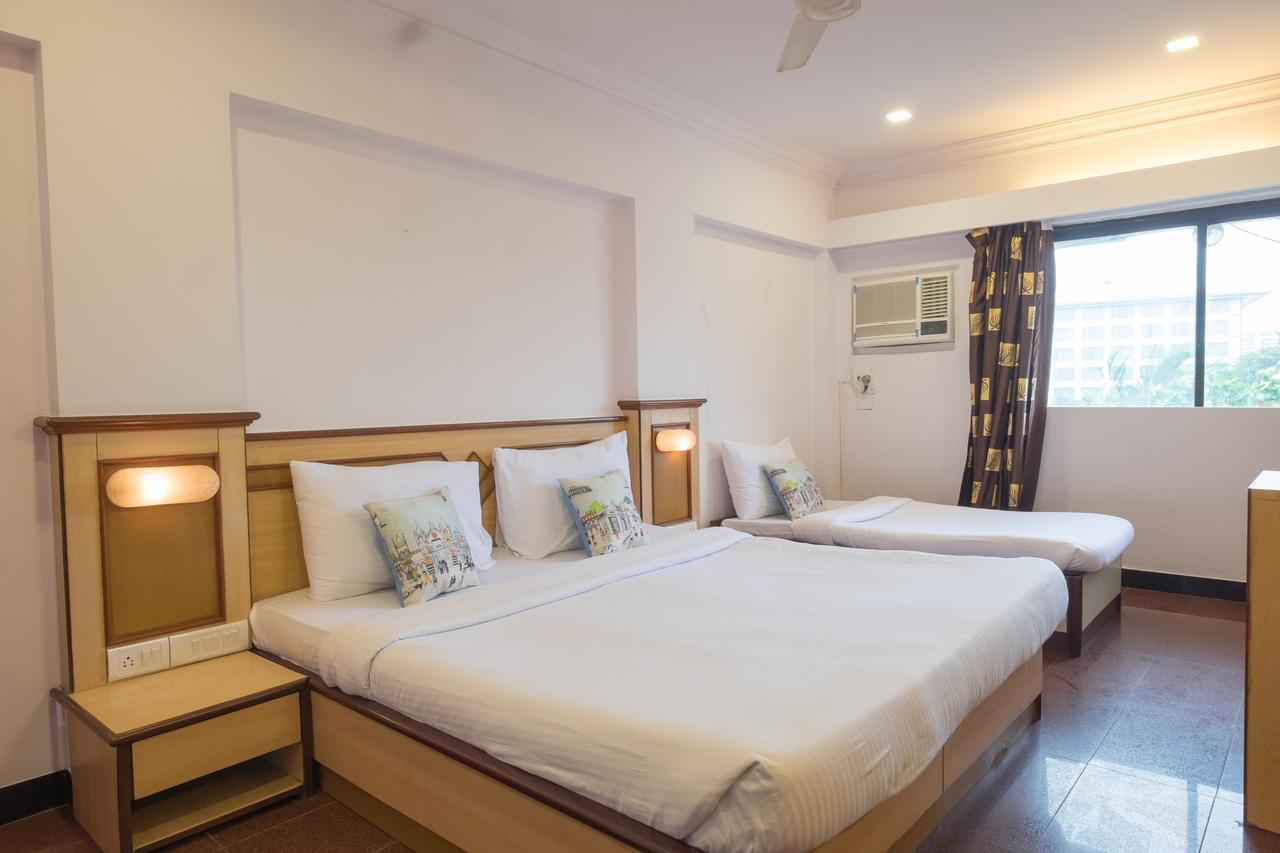 Oyo Flagship 561 Host Inn مومباي المظهر الخارجي الصورة