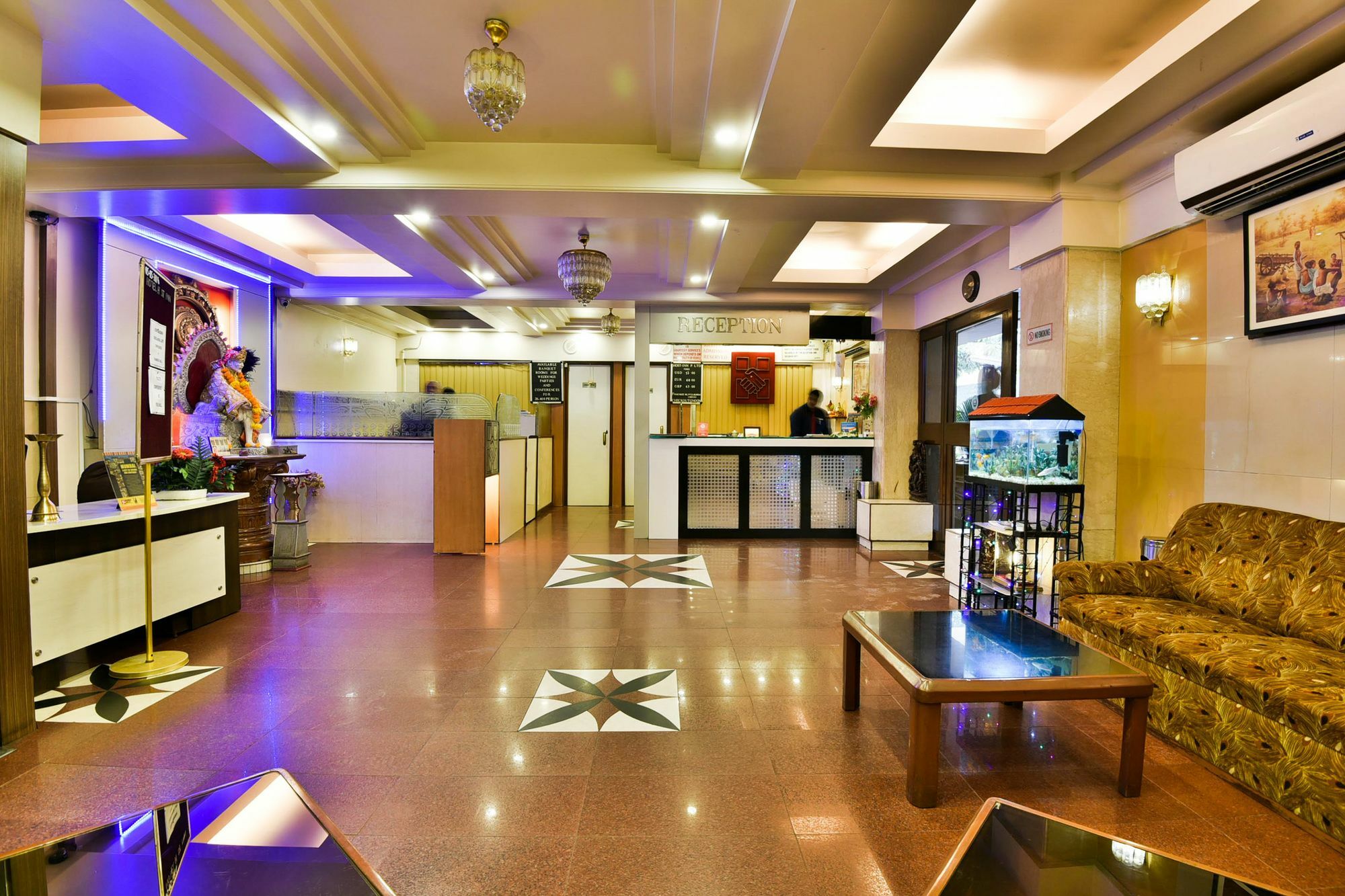 Oyo Flagship 561 Host Inn مومباي المظهر الخارجي الصورة