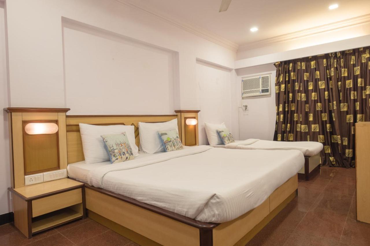 Oyo Flagship 561 Host Inn مومباي المظهر الخارجي الصورة